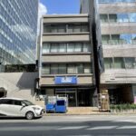 【事務所・サービス店舗にオススメ！：HP広小路ビル（旧アマノビル）：４階４０１号室26.19坪】地下鉄東山線・鶴舞線「伏見」駅から徒歩３分！